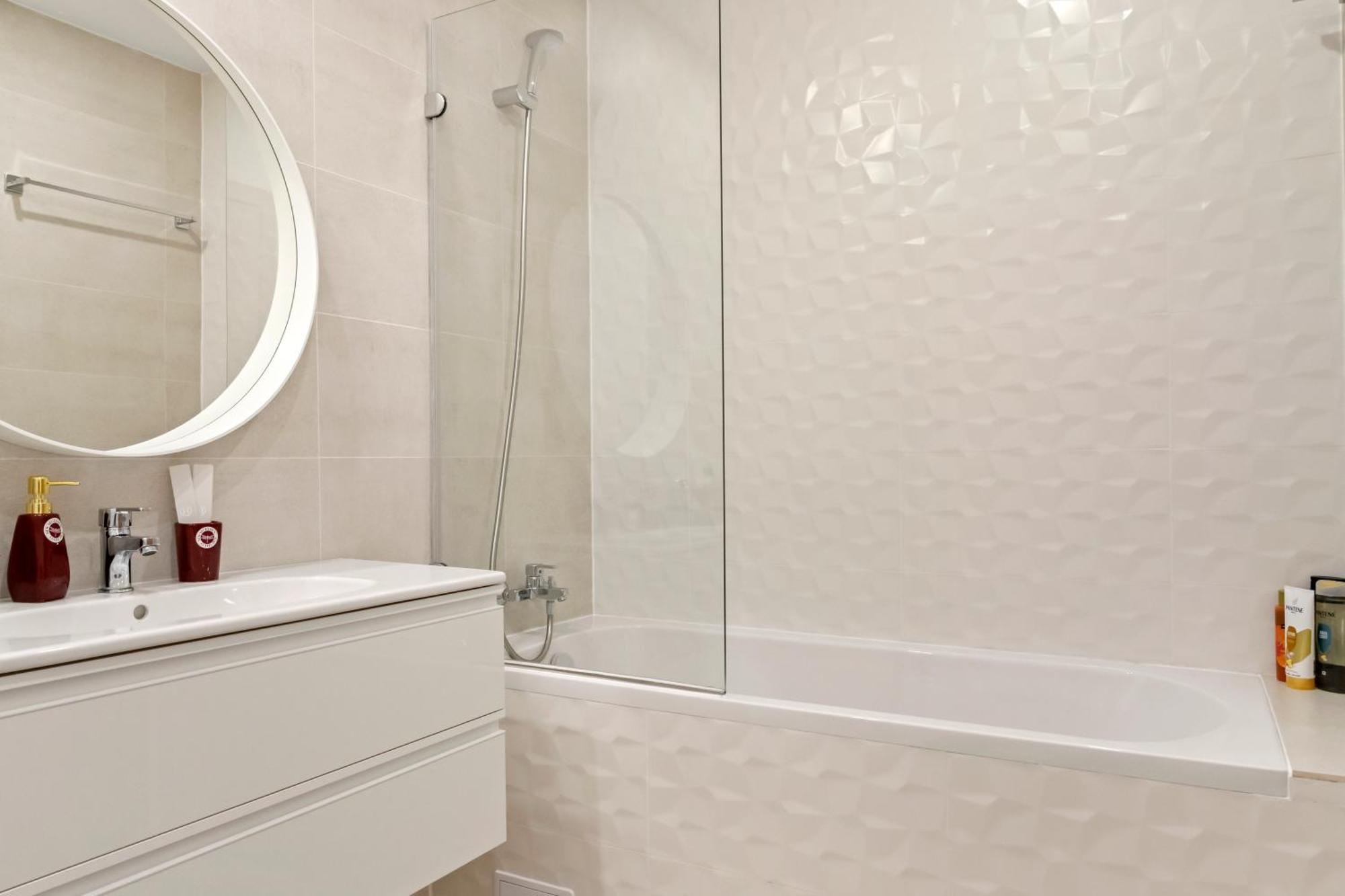 Apartament Rin Luxury Pool & Bucureşti