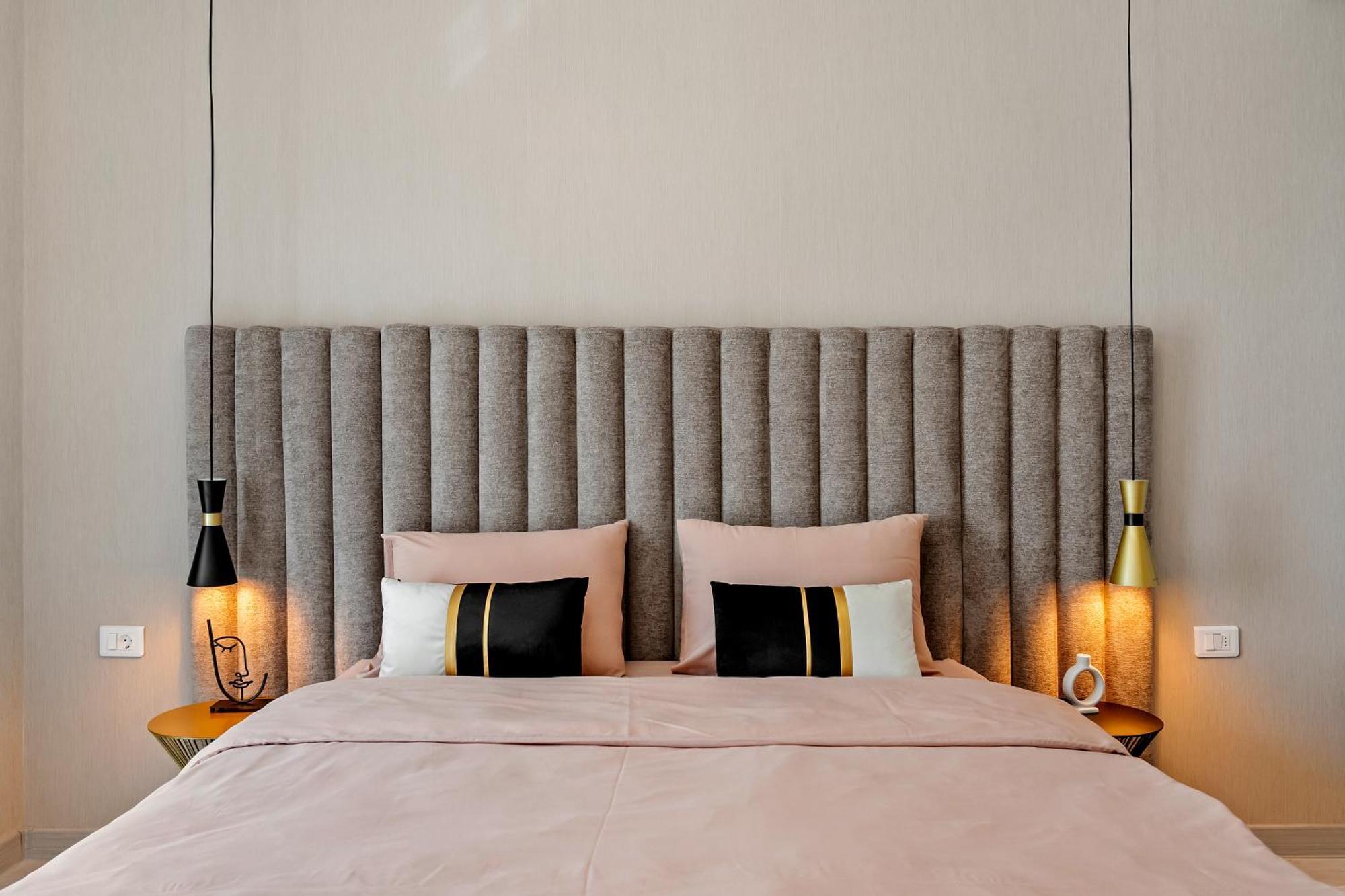 Rin Luxury Pool & Bucureşti