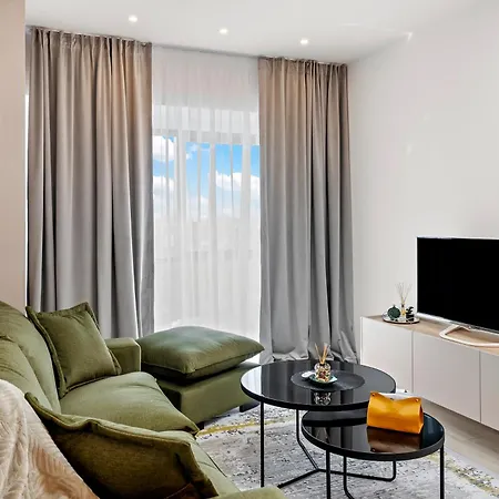 Rin Luxury Apartments Pool & Spa Bucarest Esterno foto